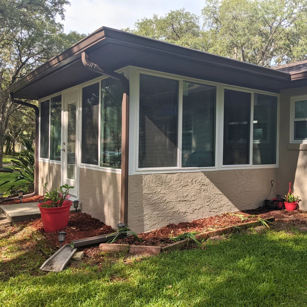 Artisan insulated lanai enclosure